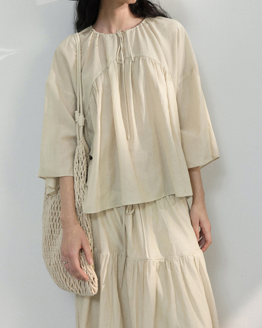 ラウンドネックリボンフレアブラウス 10016