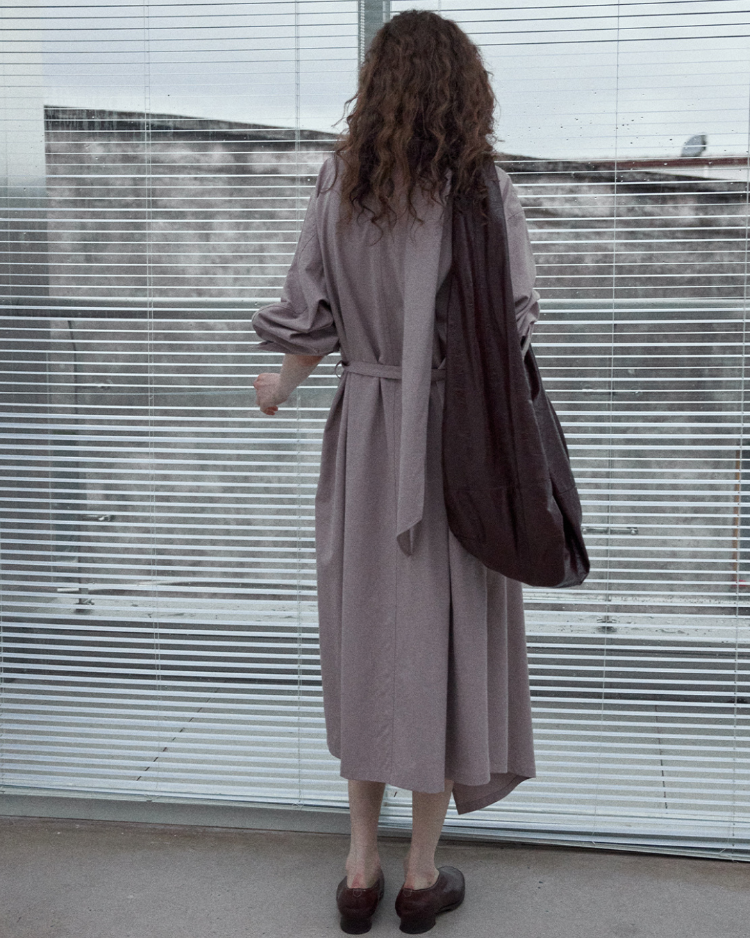 アシンメトリーフロウストラップワンピース 10340