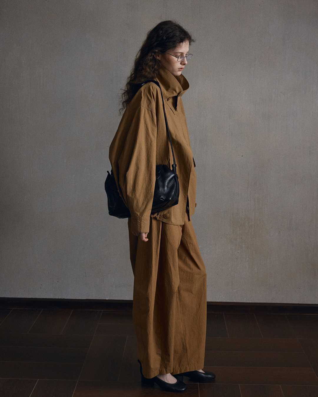 オルタナティヴミドルカットトラウザーズ 10531