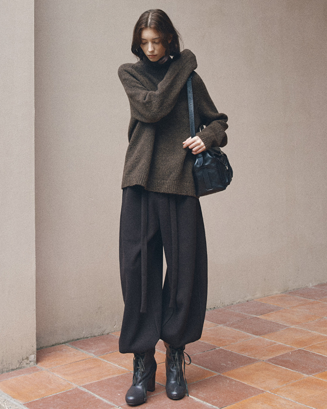 スリークハイネックトッププルオーバー 10377