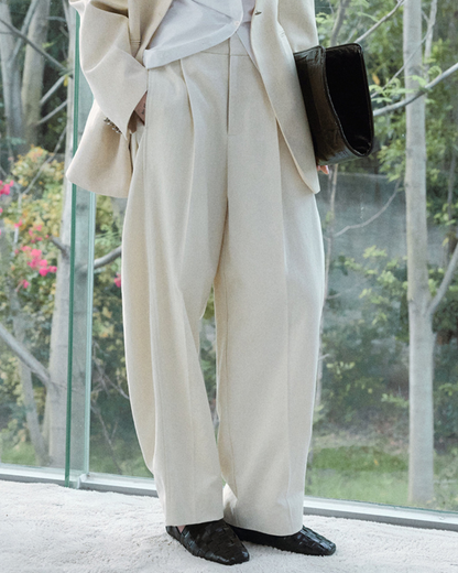 アーキコクーンプリーツパンツ 10439