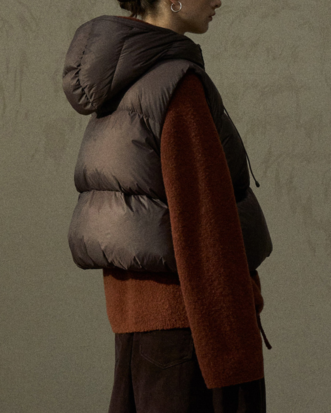 ドローコードフーディーダウンベスト 10258