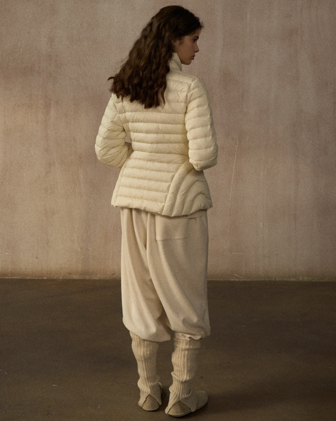 スタンドカラーショートダウンコート 10249