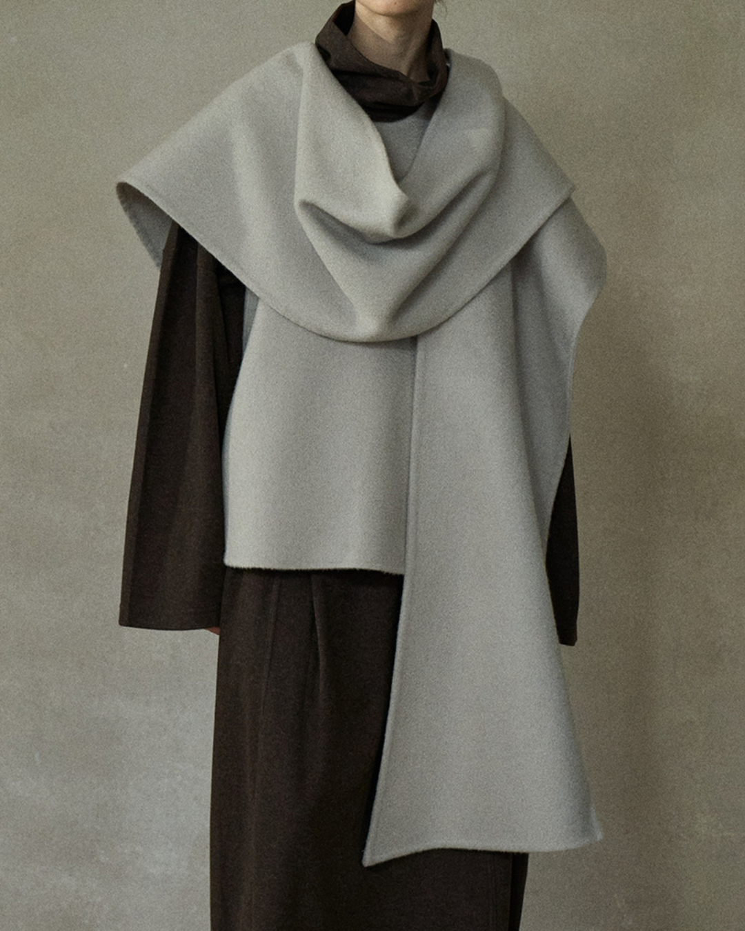 ラウンドネックベスト 10200