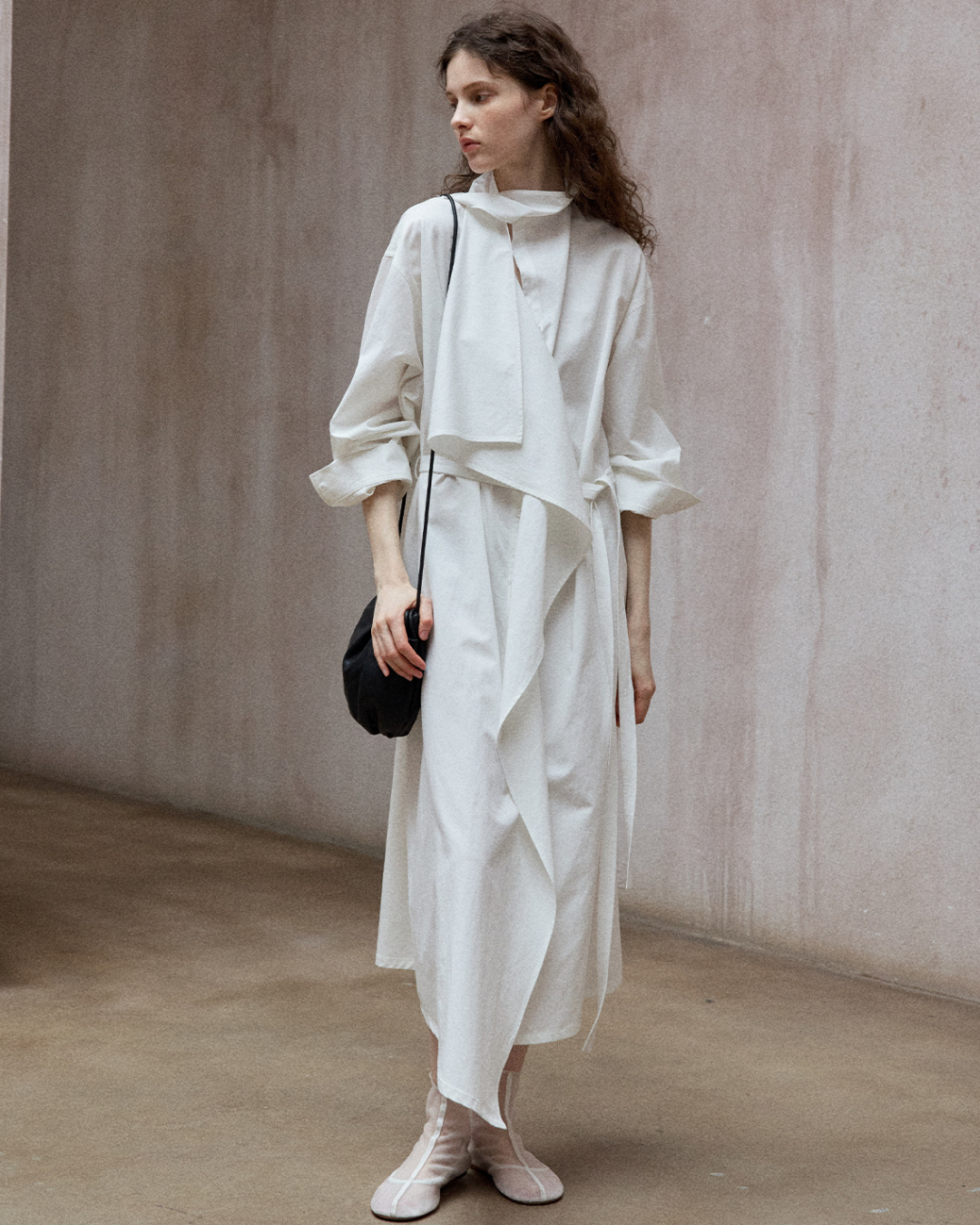 アシンメトリーフロウストラップワンピース 10340