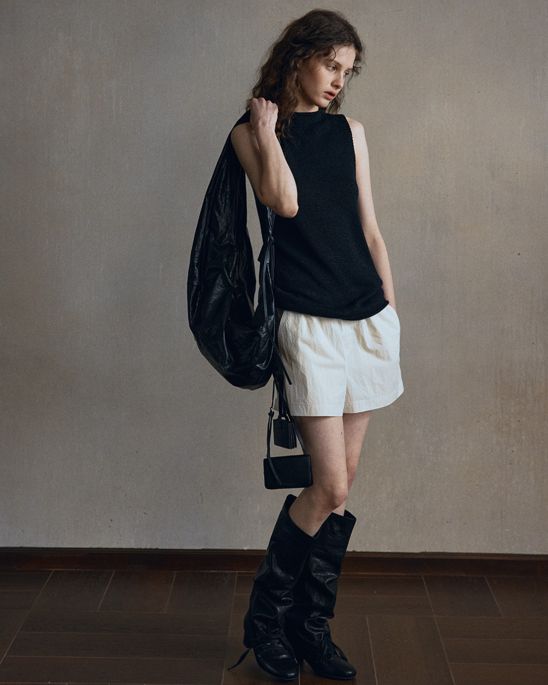 シリンダーハイネックノースリーブニット 10558