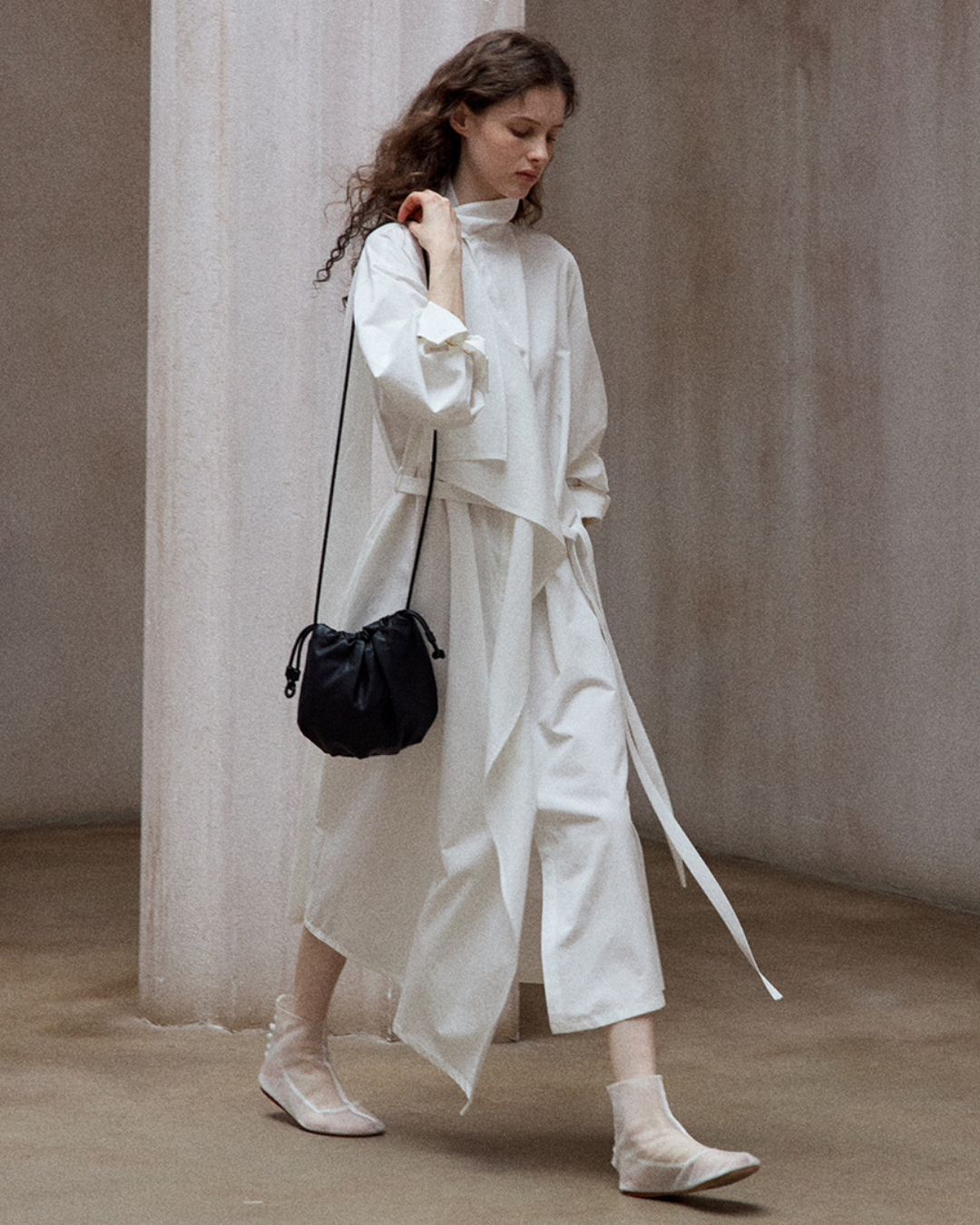 アシンメトリーフロウストラップワンピース 10340