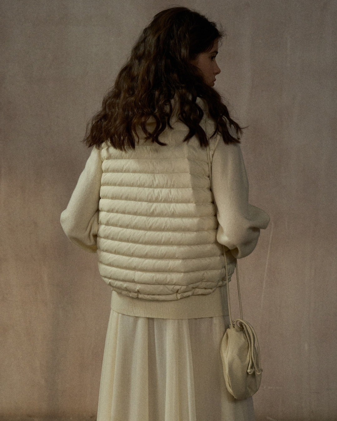 スタンドカラードローコードショートベスト 10250