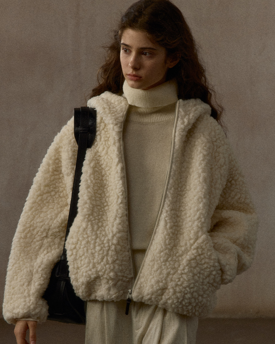 フーディーボアオーバージャケット 10326