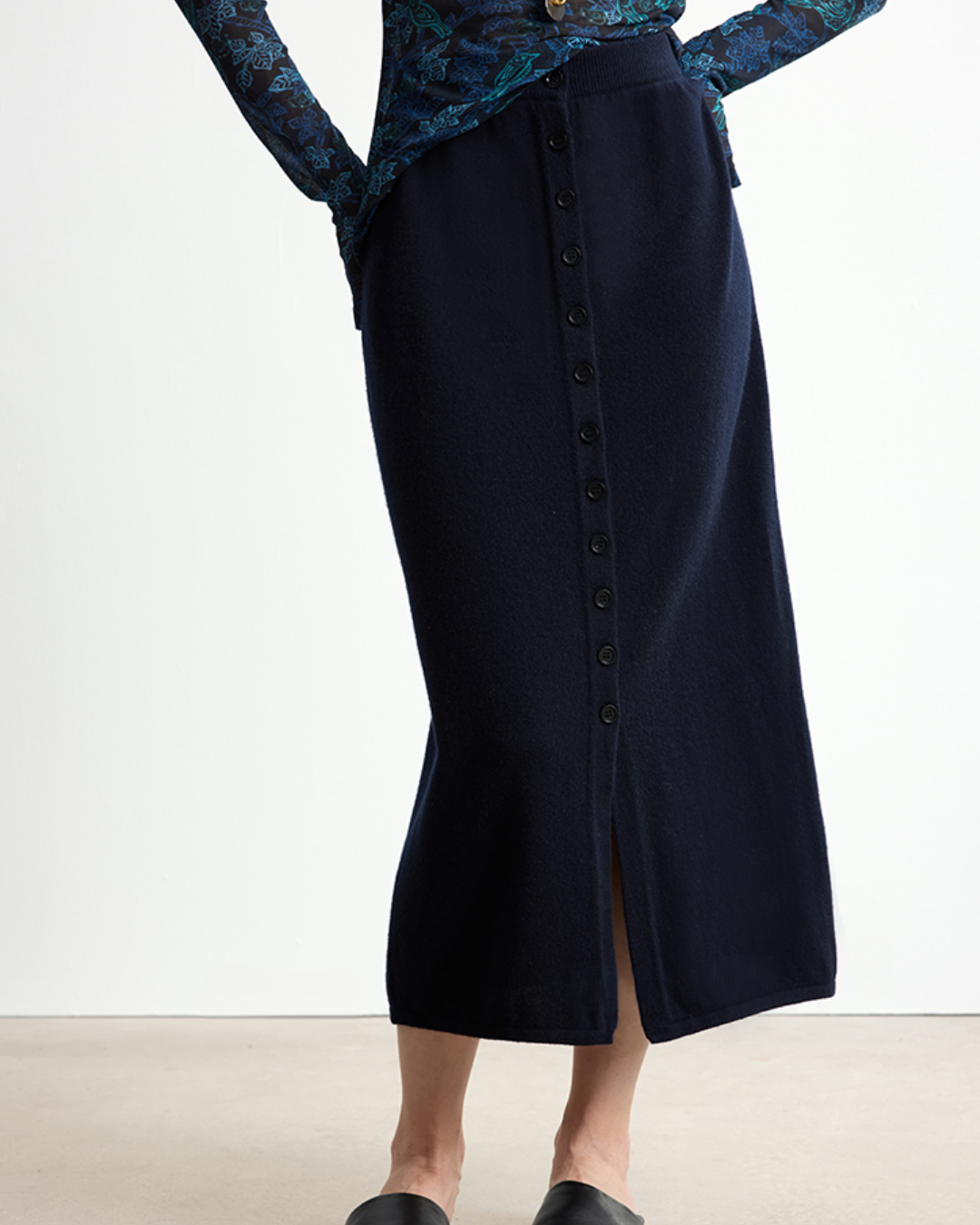 フロントスリットボタンデザインロングスカート 10329