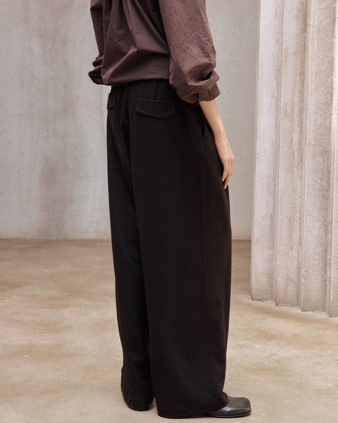 ルーズテーパードカジュアルパンツ 10172