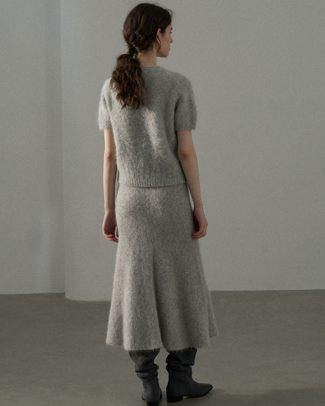 フローヘムシェイプテールニットスカート 10431