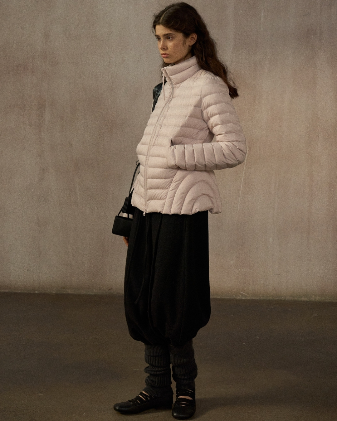 スタンドカラーショートダウンコート 10249