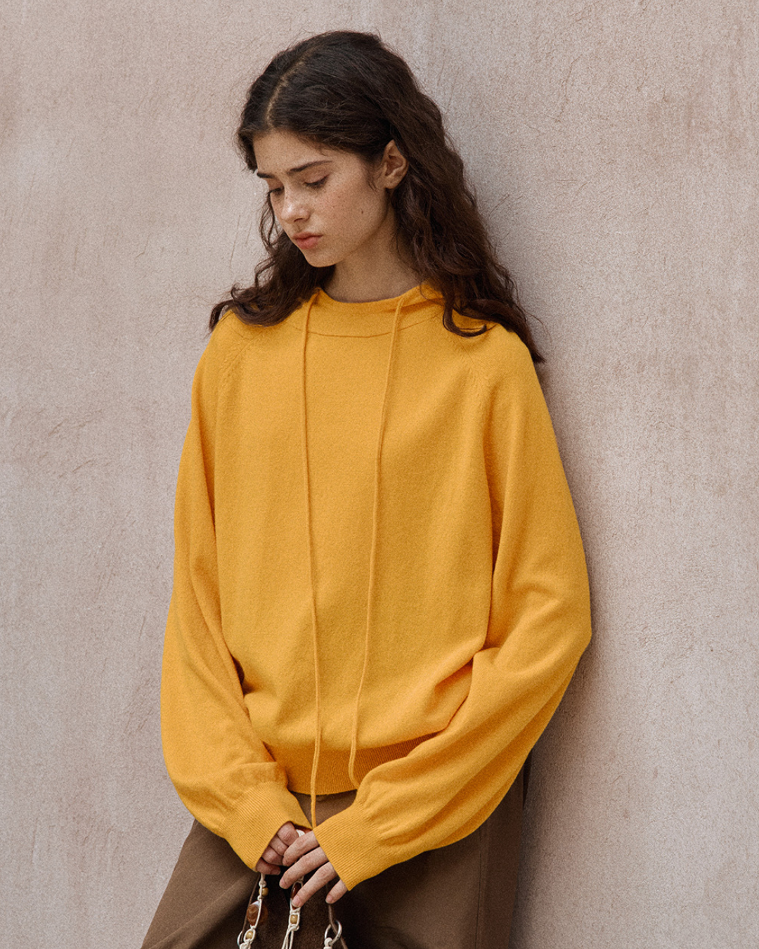 ラグランスリーブフーディークールトーンニットプルオーバー 10157