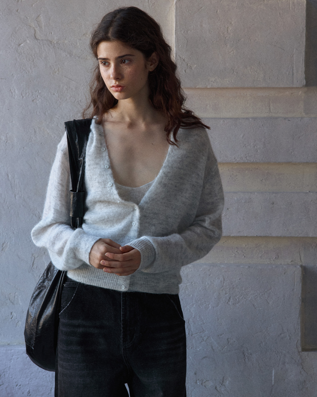 Vネックニットカーディガン 10169