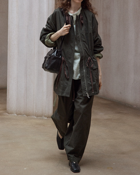 ラウンドネックドロストジッパージャケット 10112