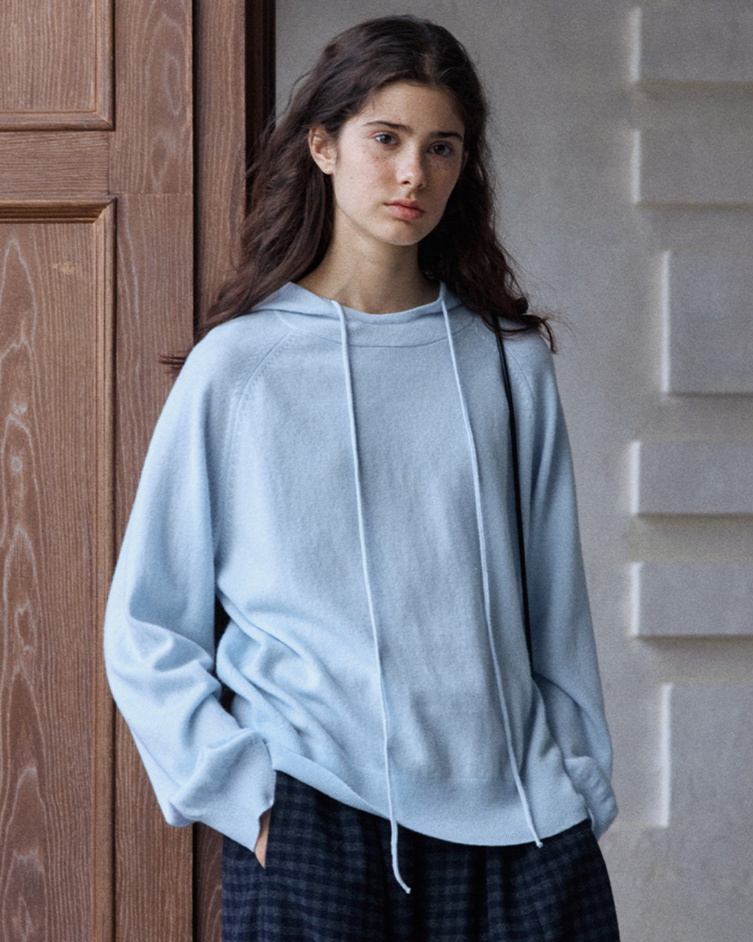 ラグランスリーブフーディークールトーンニットプルオーバー 10157