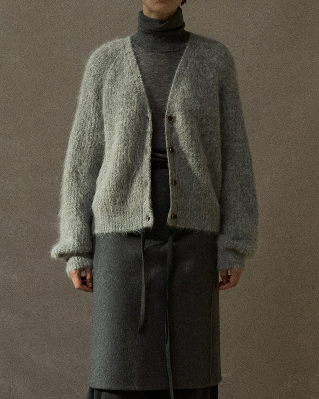 Vネックニットカーディガン 10264