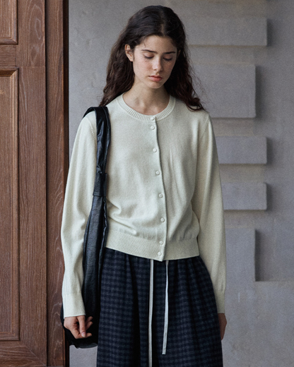 ラウンドネックソフトトーンニットカーディガン 10152