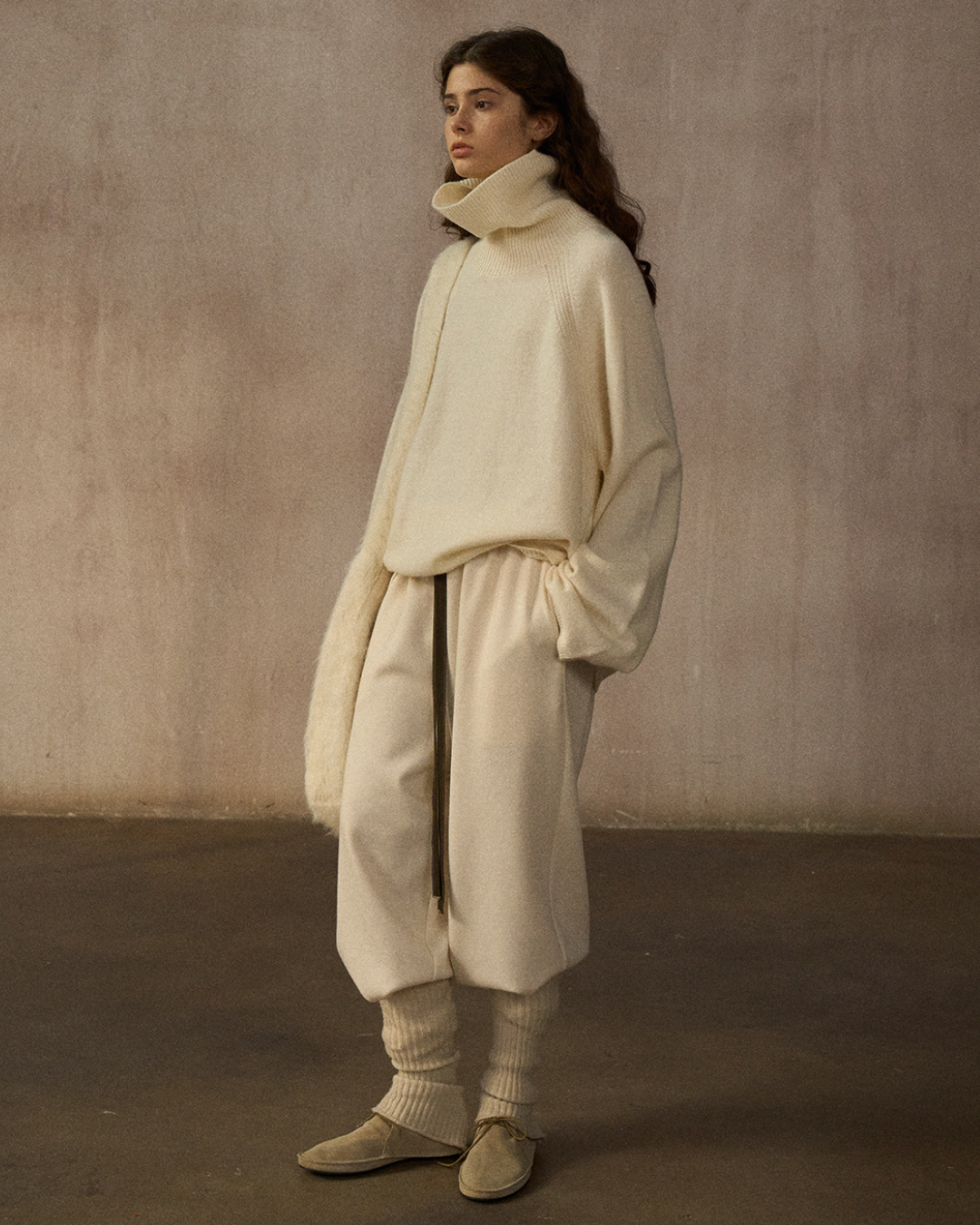 ハイカラーロングスリーブニットプルオーバー 10247