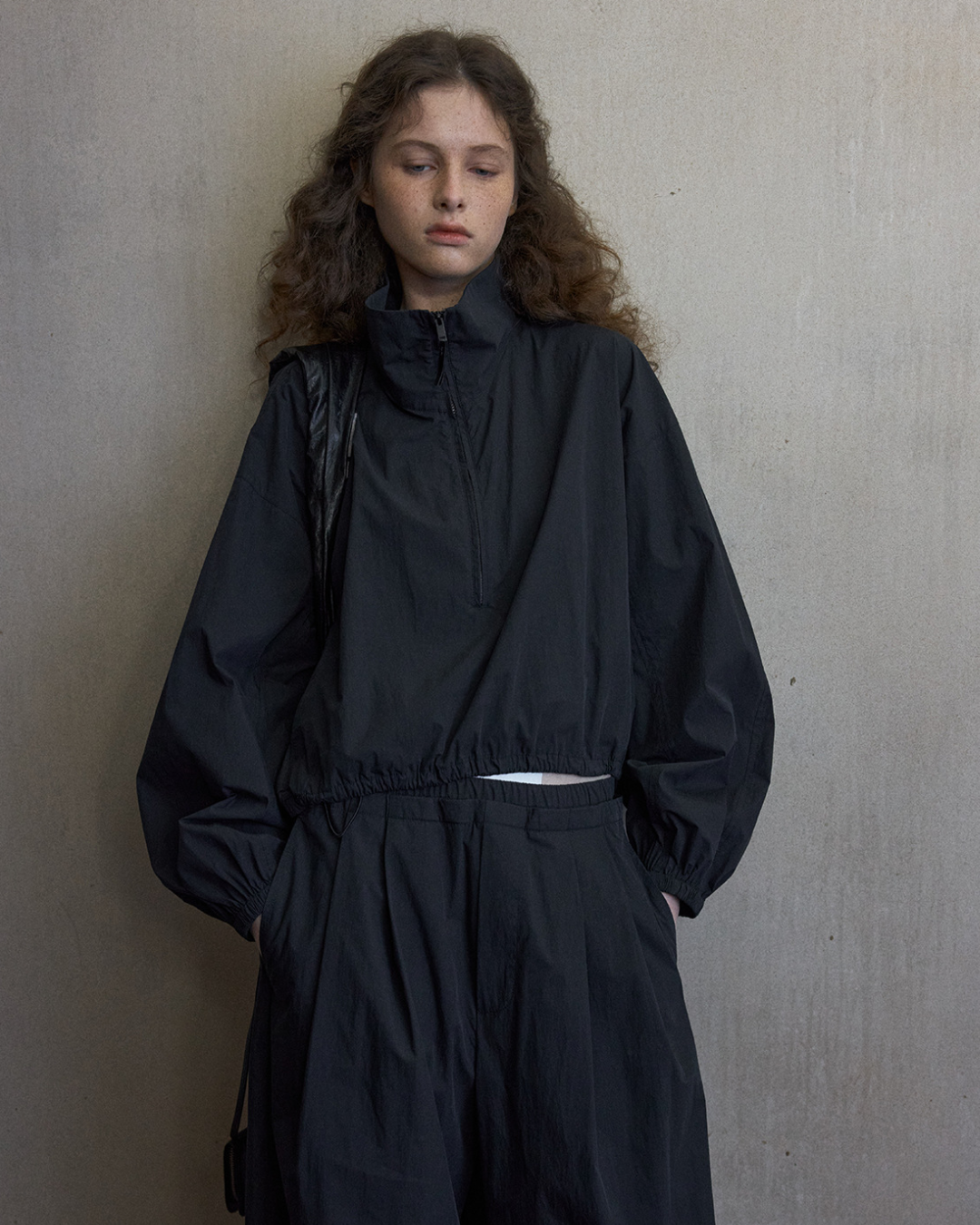 ディストーションハイネックジップアップブルゾン 10545