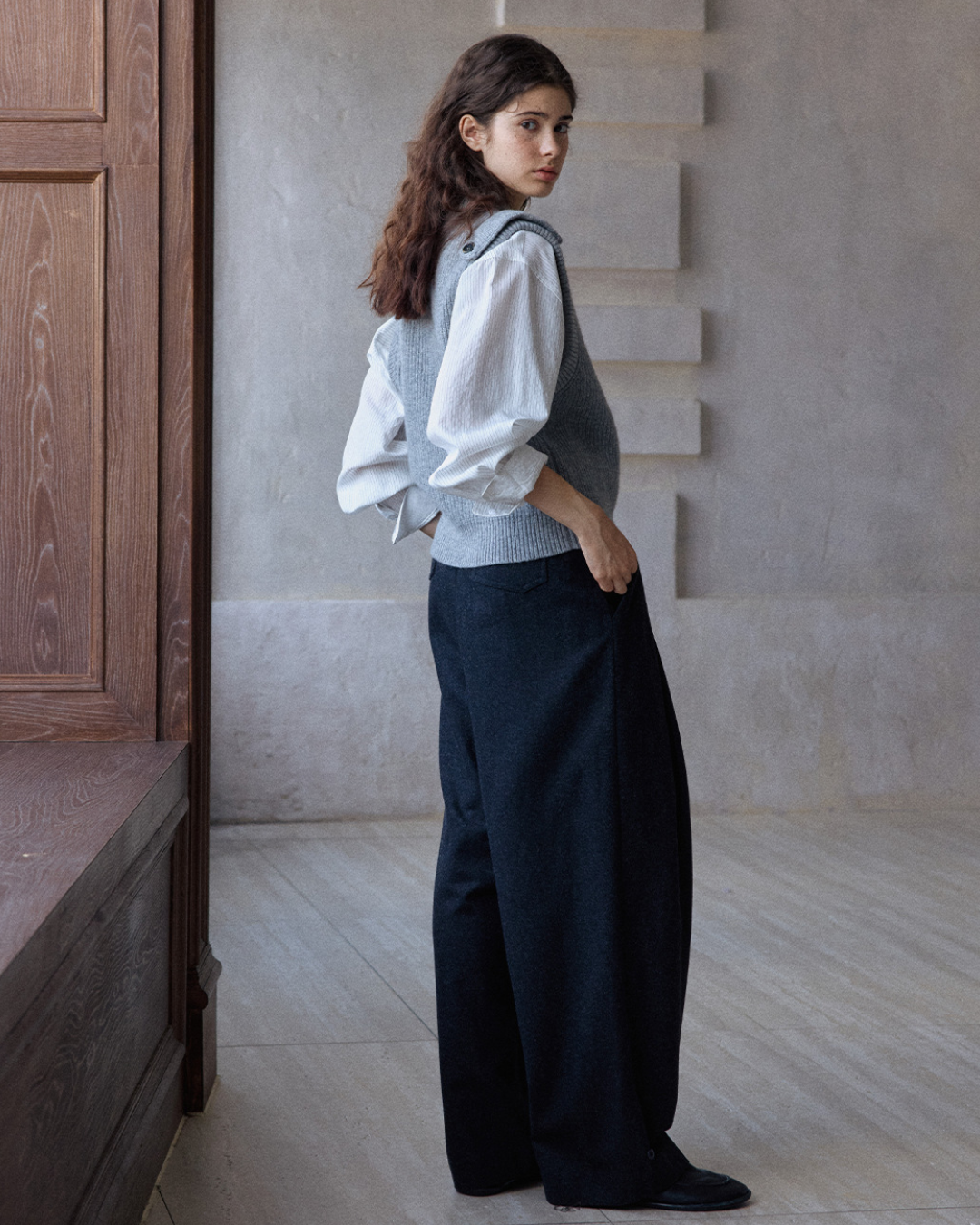 ルーズテーパードカジュアルパンツ 10172