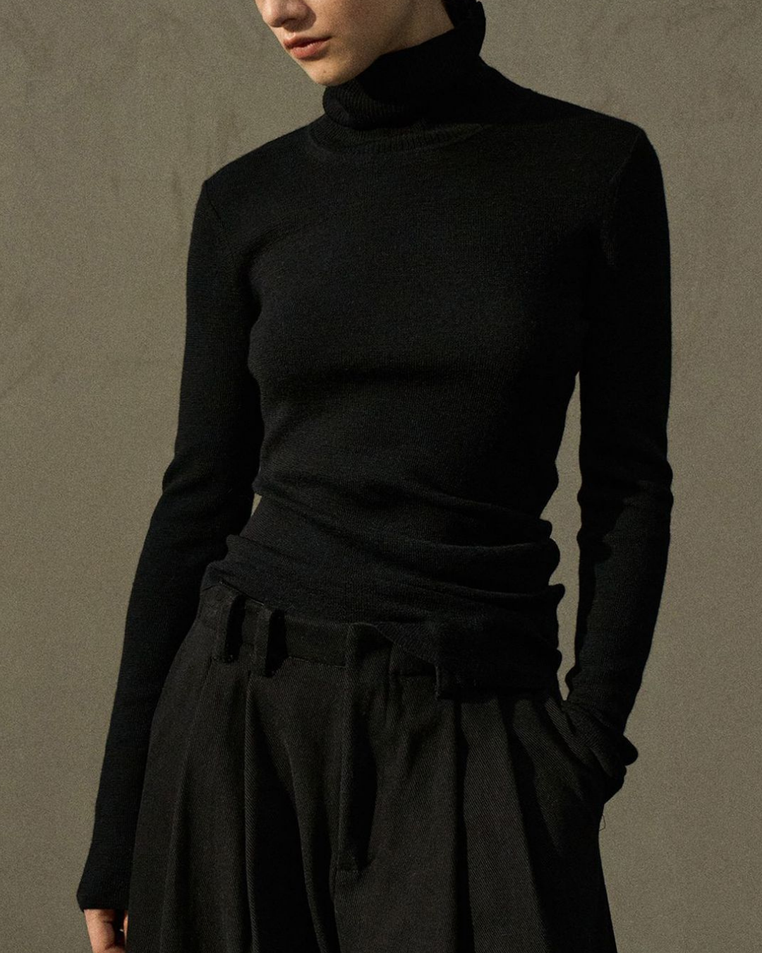 ハイネックスリムニットプルオーバー 10291