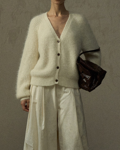 Vネックニットカーディガン 10264