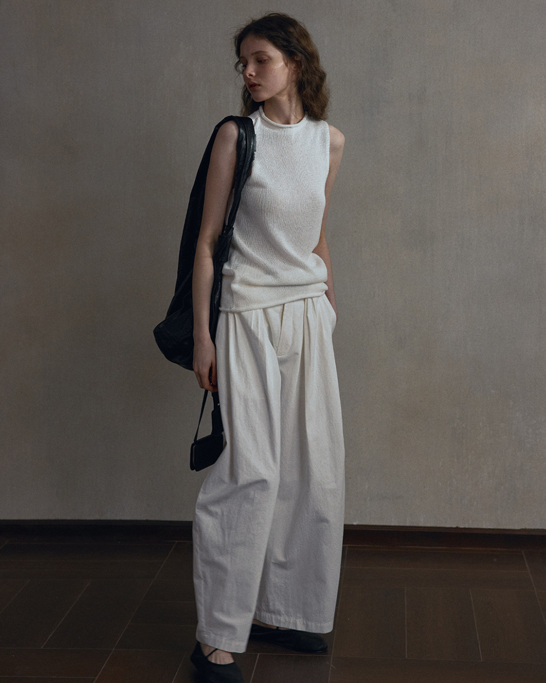 シリンダーハイネックノースリーブニット 10558