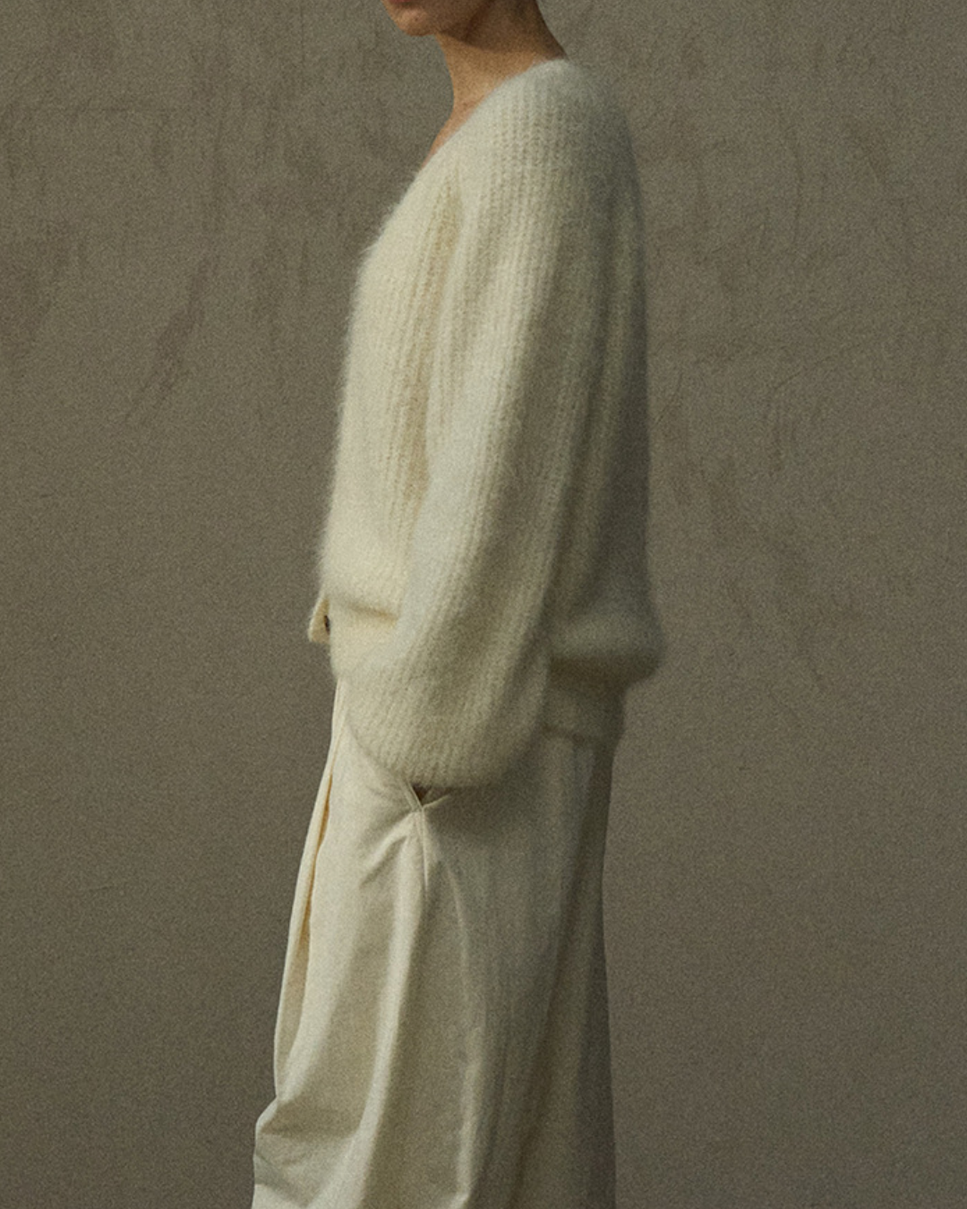 Vネックニットカーディガン 10264