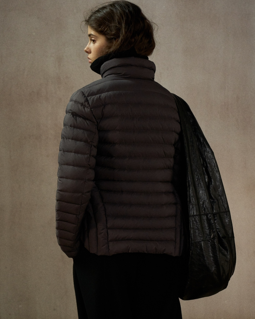 スタンドカラーショートダウンコート 10249