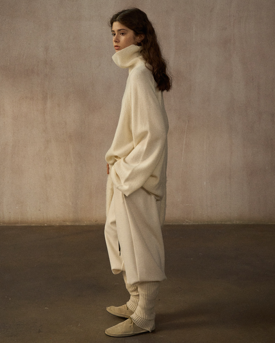 ハイカラーロングスリーブニットプルオーバー 10247