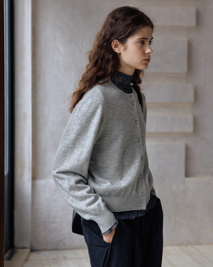 ラウンドネックソフトトーンニットカーディガン 10152