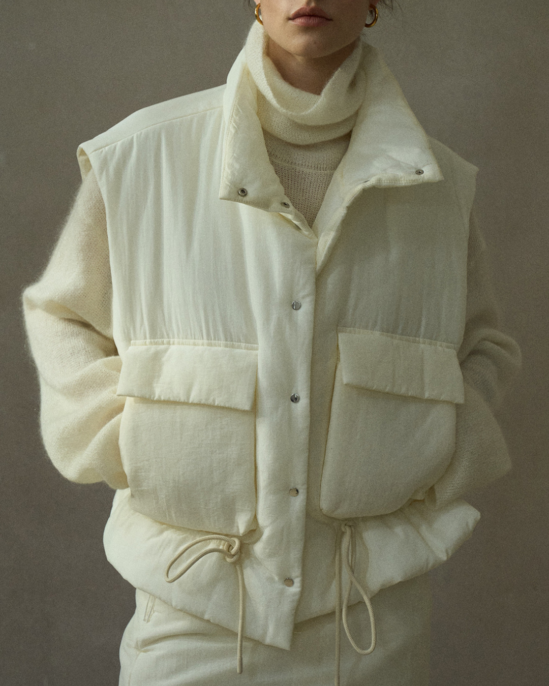 スタンドカラーキルティングベスト 10201