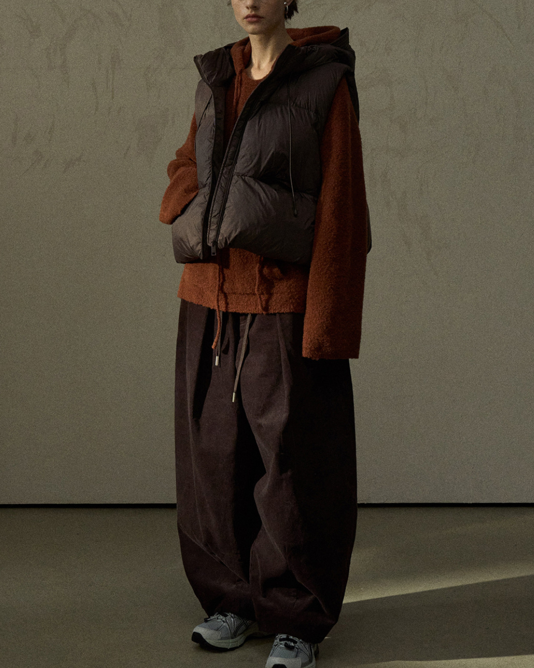 ドローコードフーディーダウンベスト 10258