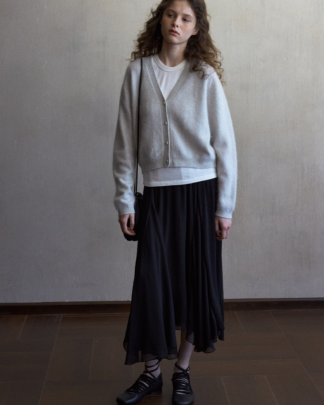 シャープショートニットカーディガン 10497