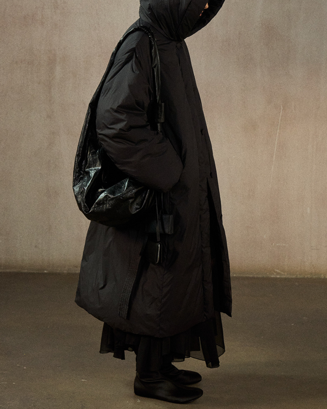 フーディーストラップロングダウンコート 10281