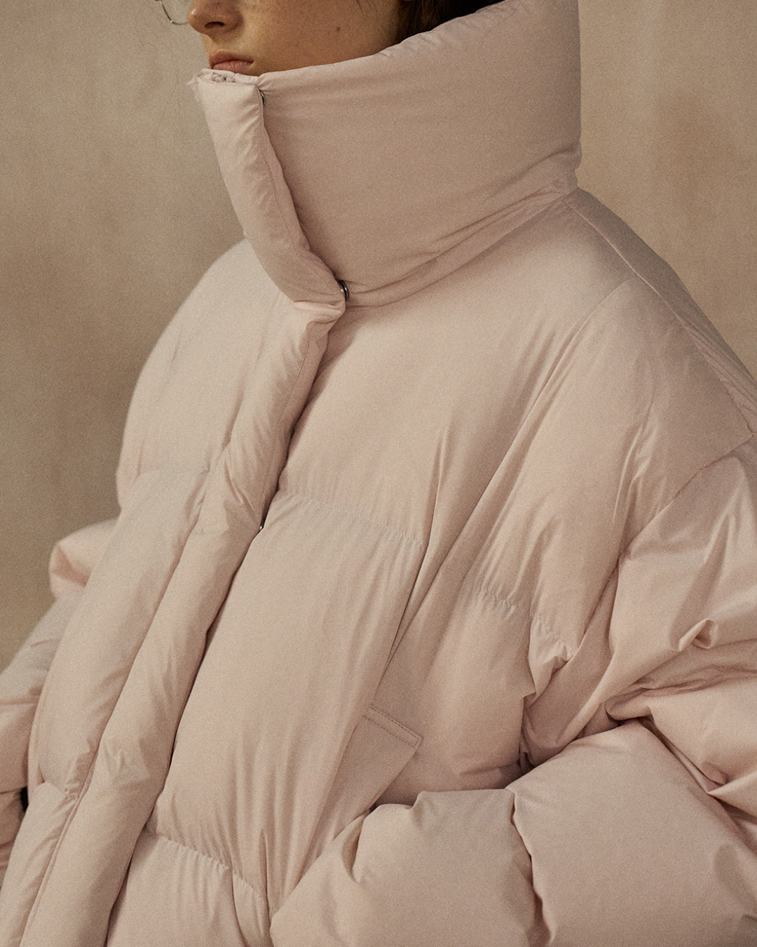 スタンドカラーショートダウンコート 10270