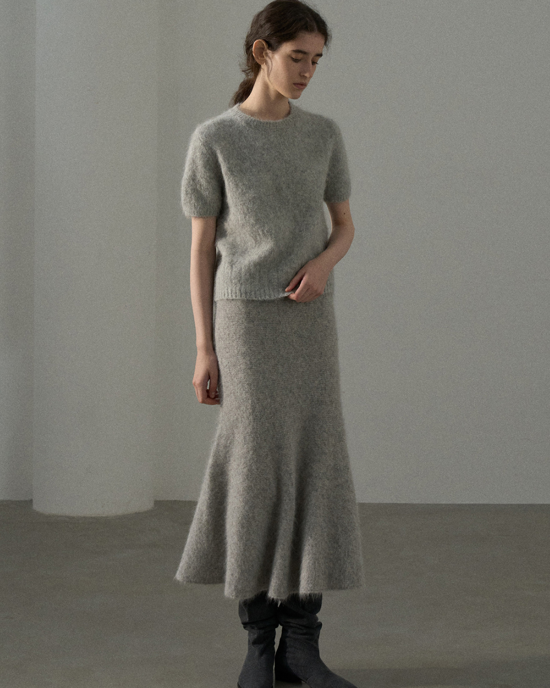 フローヘムシェイプテールニットスカート 10431