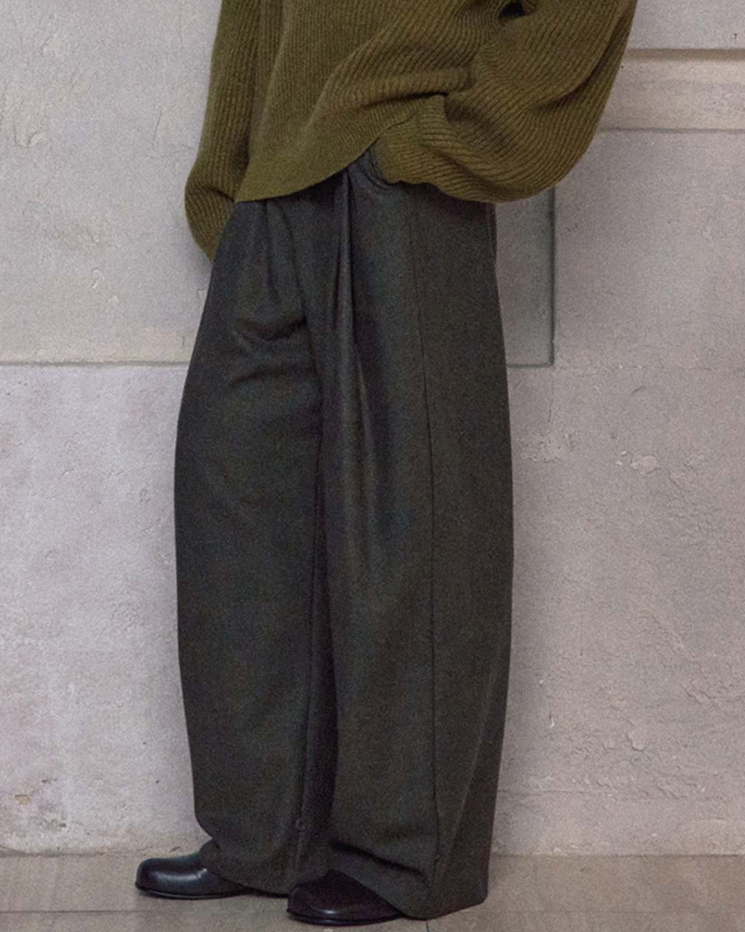 ルーズテーパードカジュアルパンツ 10172