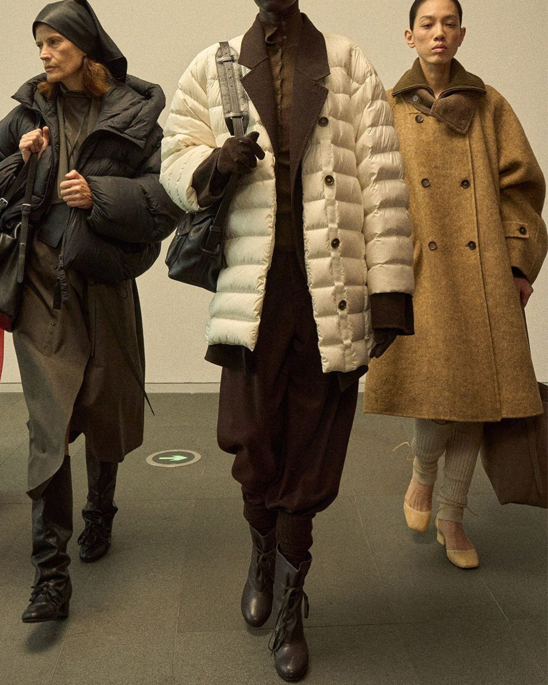 キルティングダウンミディコート 10252