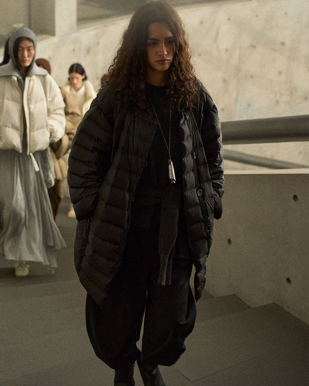 キルティングダウンミディコート 10252