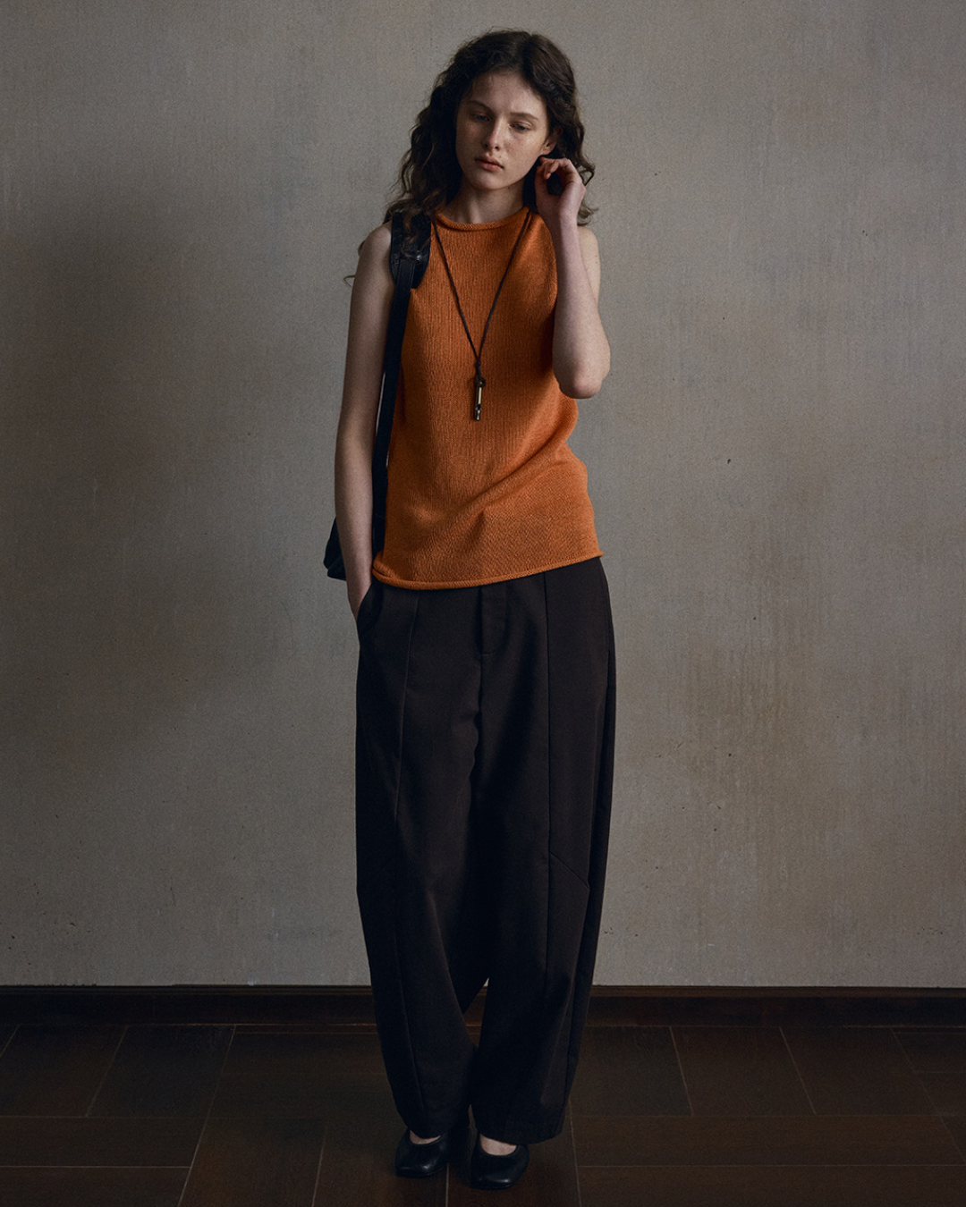 シリンダーハイネックノースリーブニット 10558