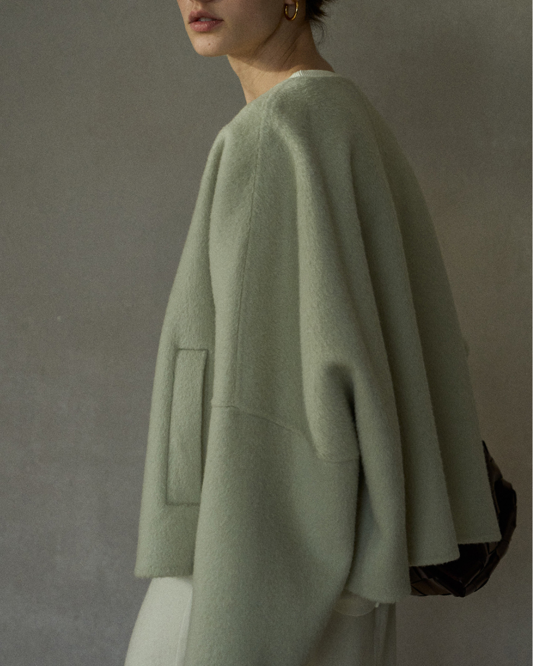 シェルネックマットショートコート 10428