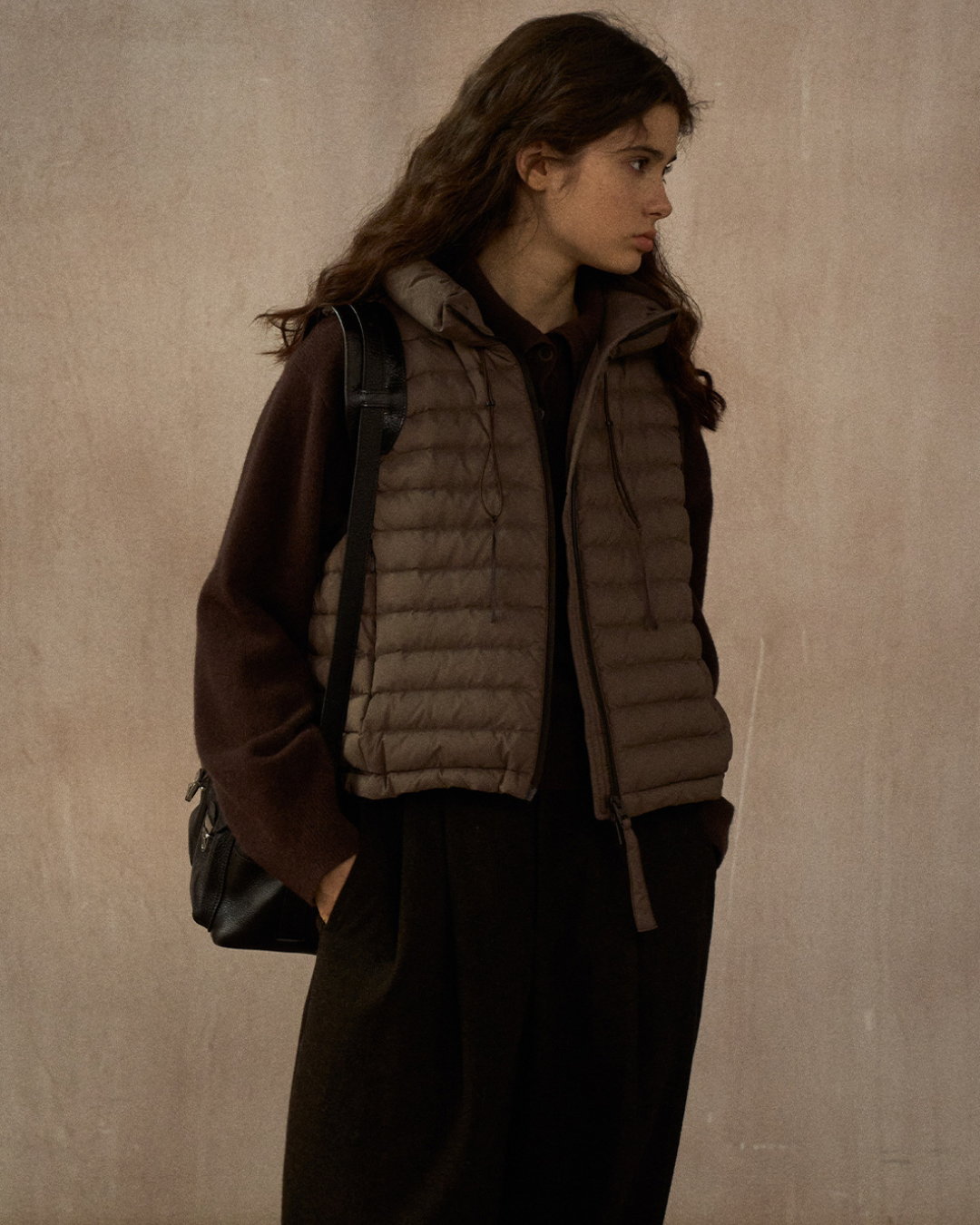 スタンドカラードローコードショートベスト 10250