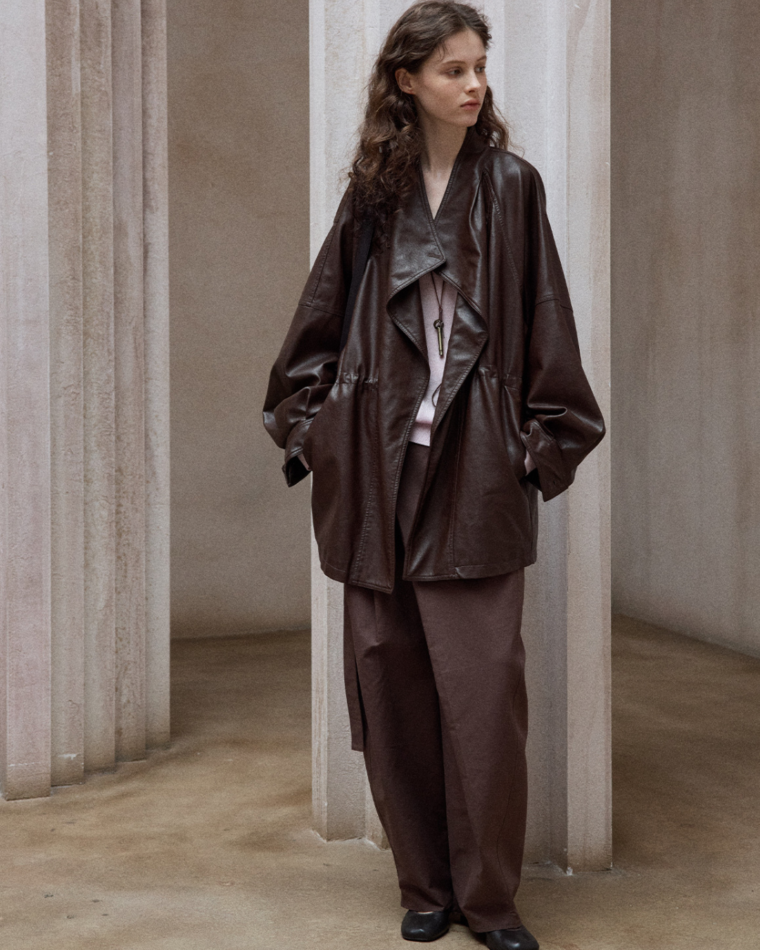 スタンドカラーダークフォルムジャケット 10338