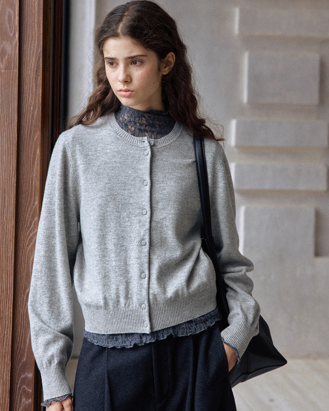 ラウンドネックソフトトーンニットカーディガン 10152