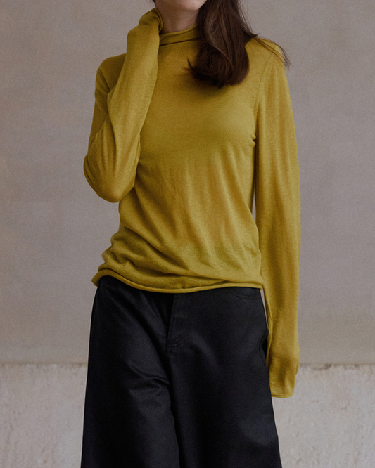 ハーフタートルネックスリムプルオーバー 10101