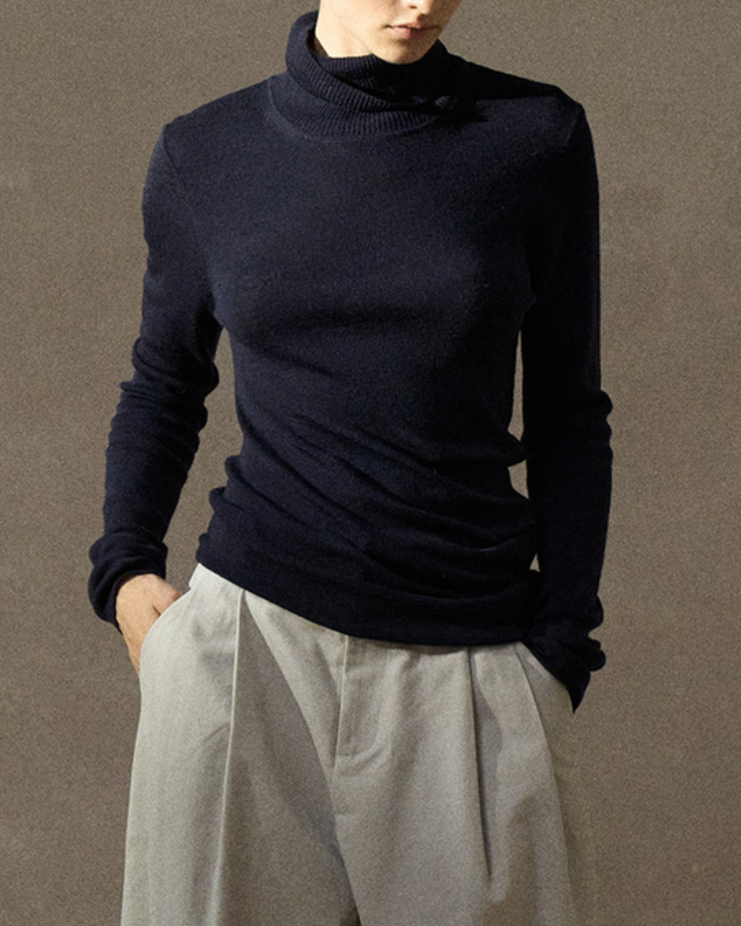 ハイネックスリムニットプルオーバー 10291