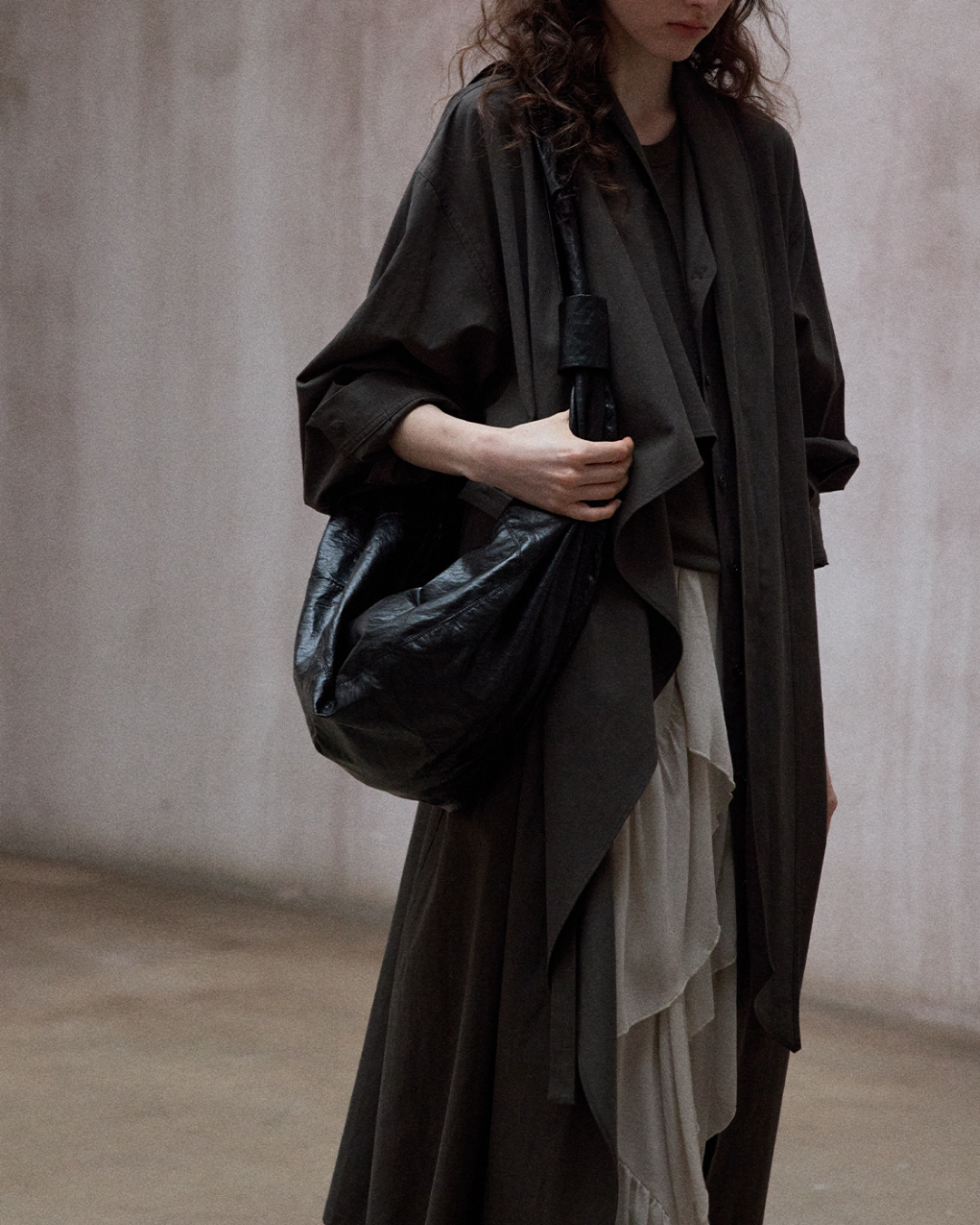 アシンメトリーフロウストラップワンピース 10340